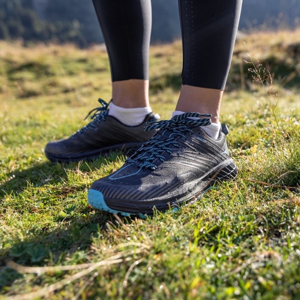 Hoka Speedgoat 4- GoreTex